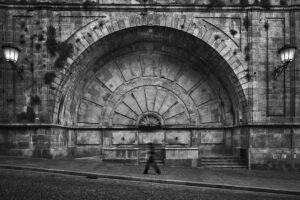 Blurry woman in Porto